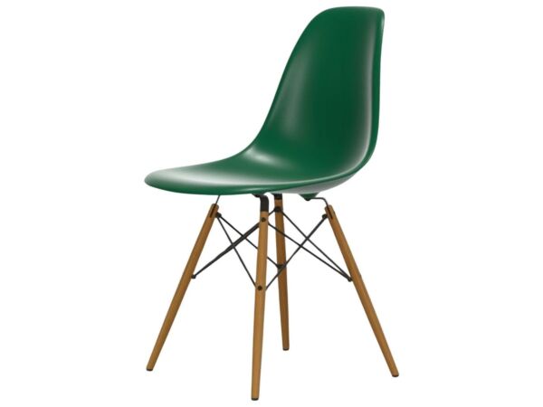 2_Eames Plastic04.jpg