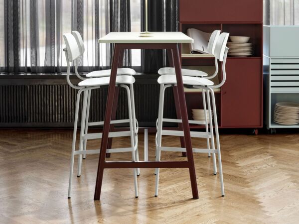 5_kevi-2062-bar-chair-montana_1.jpg