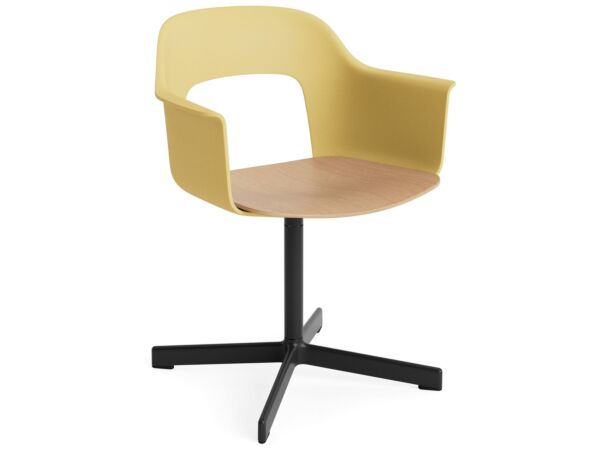 2_AF294-F347-AA51-01UF_Layout Armchair 232_black alu 4 star swivel base_biscotti shell_wb lacq oak seat.jpg
