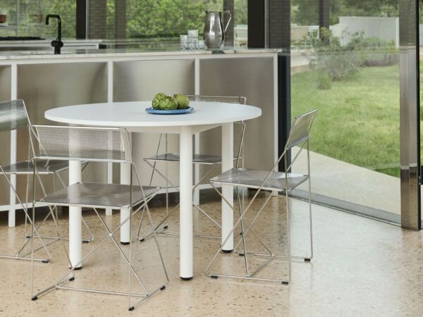 5_X-Line Chair chromed steel Indoor_Annex Table Round white laminate cream white alu legs 01.jpg