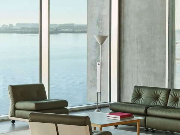 5_Twist Floor Lamp11.jpg