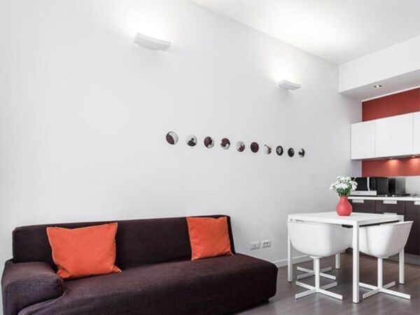 5_micro-surf-wall-lamp-artemide02.jpg