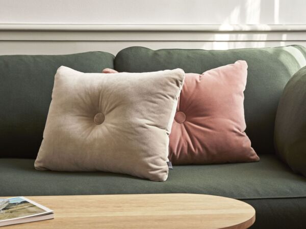 5_Dot Cushion Soft 1 dot rose_Dot Cushion Soft 1 dot beige_CAN 2 Seater Steelcut 975.jpg