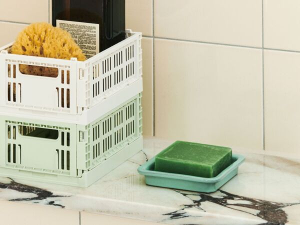 5_HAY Colour Crate Mini Set of 2 off-white_mint_Soap Bar Two lemongrass_Soap Dish light green.jpg