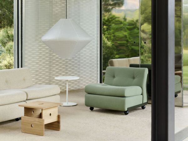 5_Amanta 1 Seater Osumi 27 bottle green shell_Wood Box Coffee Table oak_Paper Shade Diamond white.jpg