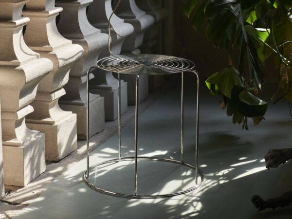 5_Wire-stool-VP11_002.jpg