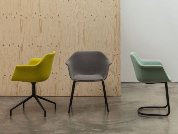 5_gala-armchair-andreu-world-12-scaled.jpg