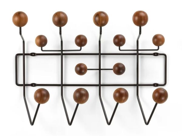 2_Eames Hang04.jpg