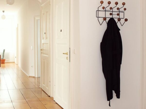 5_Eames Hang26.jpg
