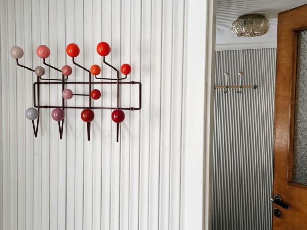 5_Eames Hang27.jpg
