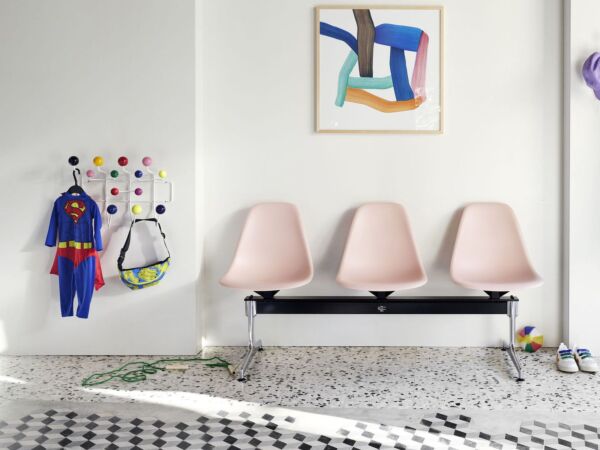 5_Eames Hang21.jpg