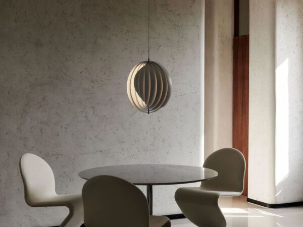 5_Verpan-Moon-Pendant-O44_5-White.jpg