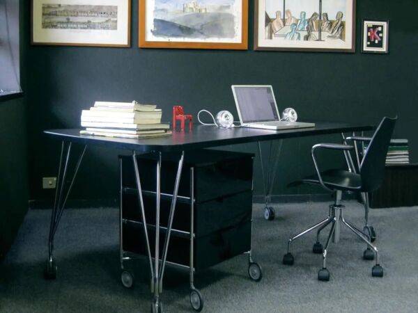 5_Kartell-Maui_-Fauteuil_-Blanc-Zinc-Kartell.jpg