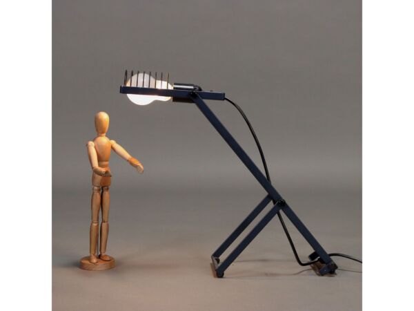 5_lampada-sintesi-ernesto-gismondi-per-artemide.jpg