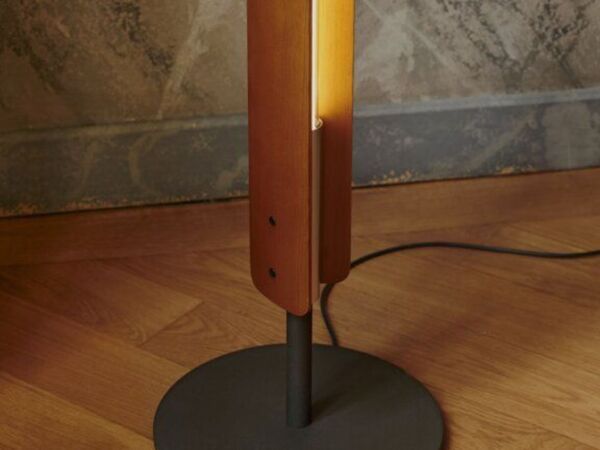 5_Flos-Seki_Han_Floor-PH_Robert_Rieger-2025-Detail-006.6b9b5a4e_1.jpg