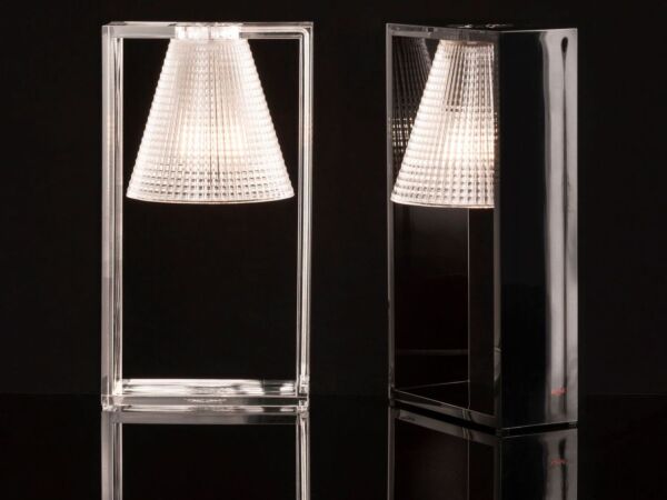 5_Light Air 06.jpg