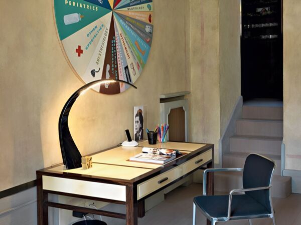 5_Taj lampe kartell 01.jpg