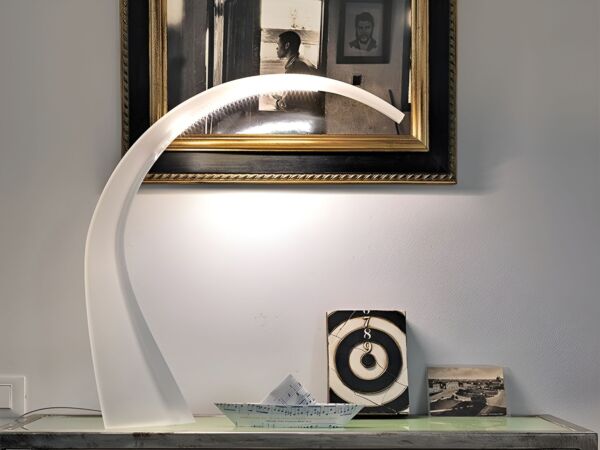 5_Taj lampe kartell 02.jpg