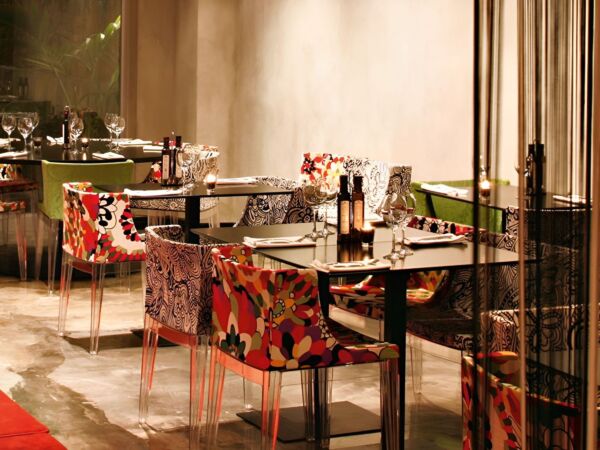 5_Mademoiselle dining chair02.jpg