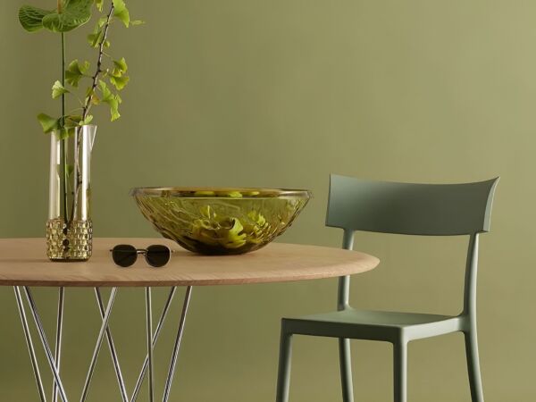 5_Moon Kartell01.jpg
