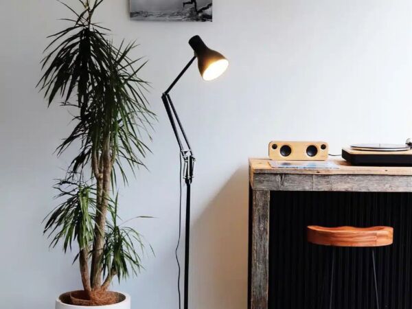 5_Floor Lamp01.jpg