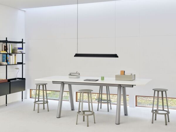 5_Boa High Table L280xW110xH95 white laminate metallic grey powder coated frame_Revolver Bar Stool High sky grey.jpg