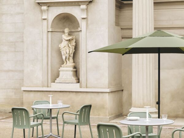 5_Deville Armchair thyme green_Deville Table dia80 silver grey_Host Portable Lamp cream white.jpg