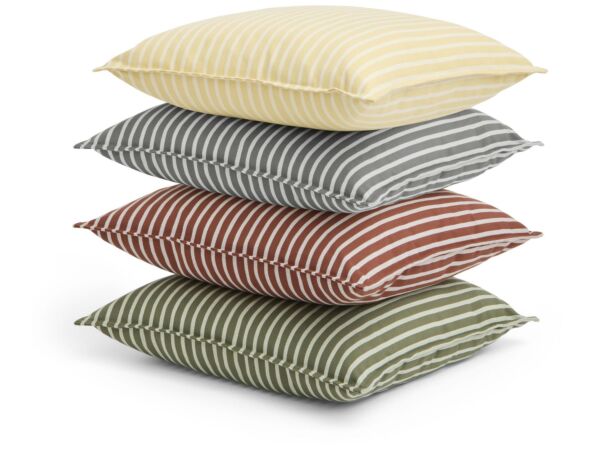 2_zTerrazza Cushion 50x50 cm_family.jpg