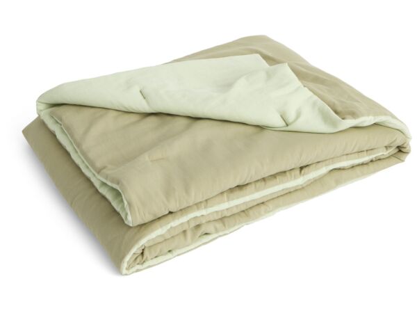 2_AF576-A665-AB46_Air Quilt 140x200 cm mint green.jpg