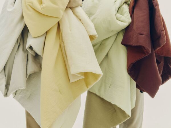 5_Air Quilt iron family.jpg