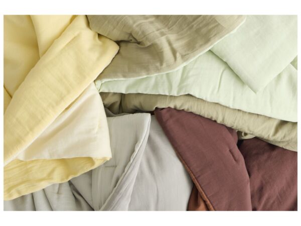 2_zAir Quilt 140x200 cm detail.jpg