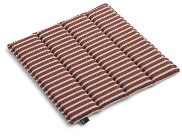 2_AF581-F282-AV06_Terrazza Seat Cushion Quilted 40x40 cm Terracotta bold stripe.jpg