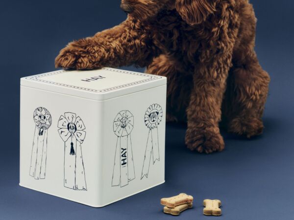 5_HAY Dogs Food Storage Tin 01.jpg