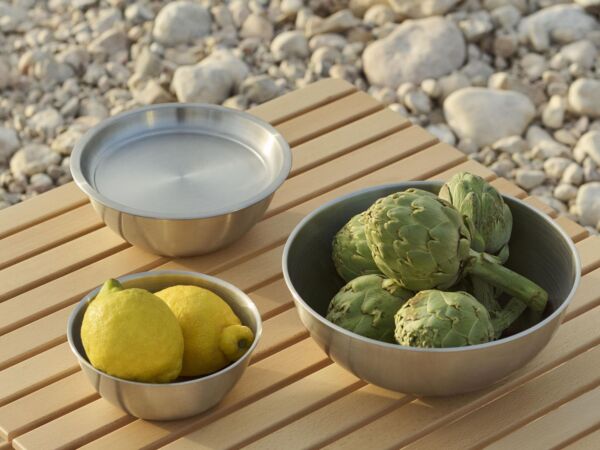 5_Outdoor Market Steel Bowl with Lid_Outdoor Market Steel Bowl.jpg