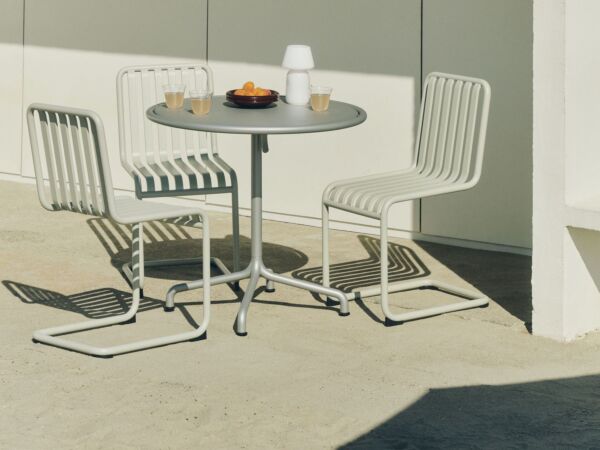 5_Palissade Cantilever Chair cream white_Deville Table silver grey_Curve Tumbler Glass_Barro Plate.jpg
