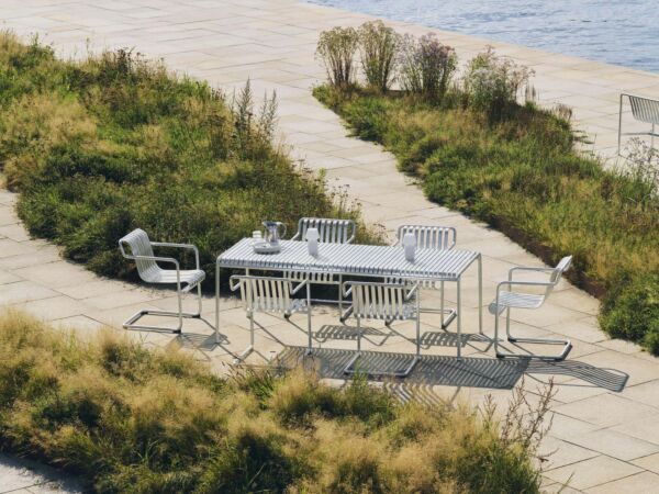5_Palissade Cantilever Dining Armchair_Palissade Table L220 hot galvanised_Apollo Portable.jpg
