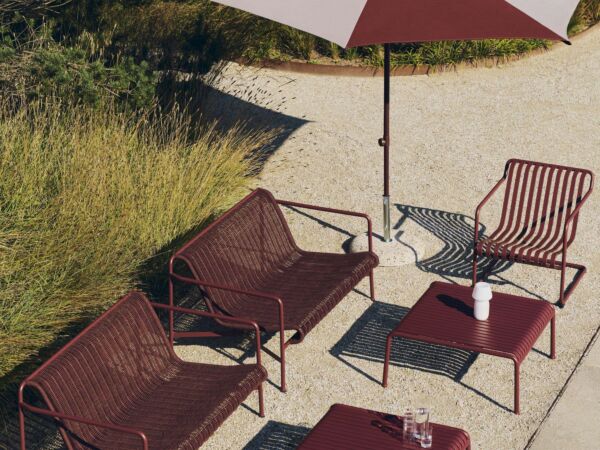 5_Terrazza Parasol Octagon_Palissade Cantilever Lounge Chair Low iron red_Palissade Cord Lounge Sofa.jpg