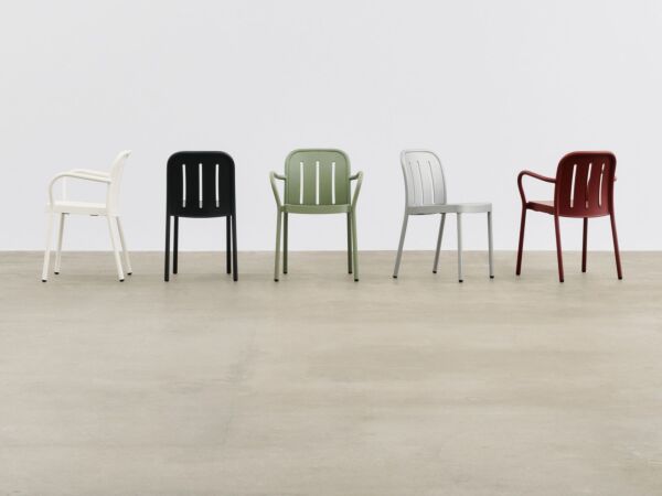 5_Deville Chair 02.jpg