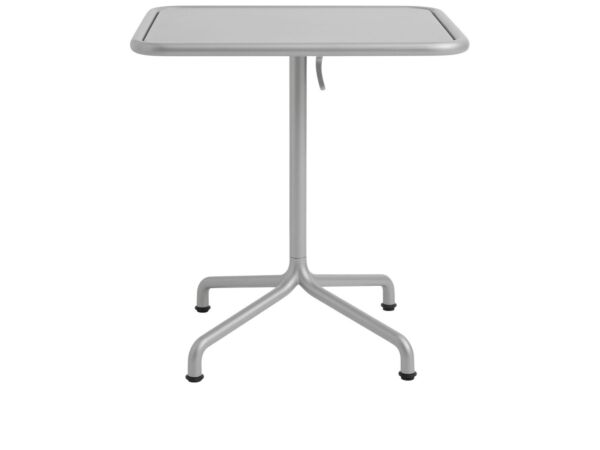 2_Deville Table 08.jpg