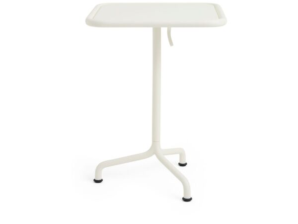 2_Deville Table13.jpg
