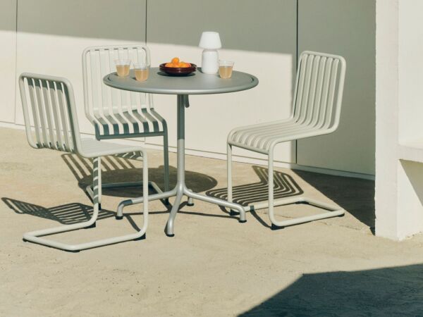 5_Deville Table06.jpg