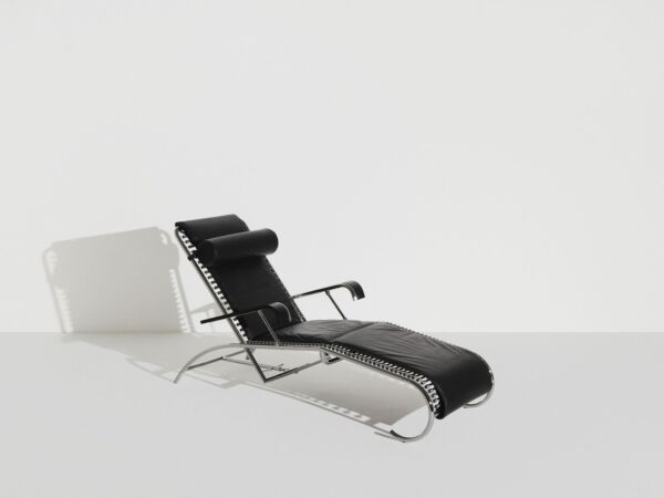 5_PETITE_FRITURE_PACKSHOT_SANDOWS_CHAISE_LONGUE_114_BLACK_ACCESSORIES_TROIS_QUARTS_007.jpg