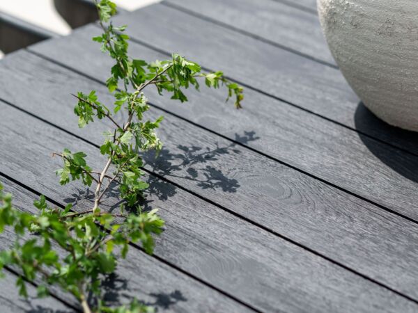 5_Table de jardin Bok30.jpg