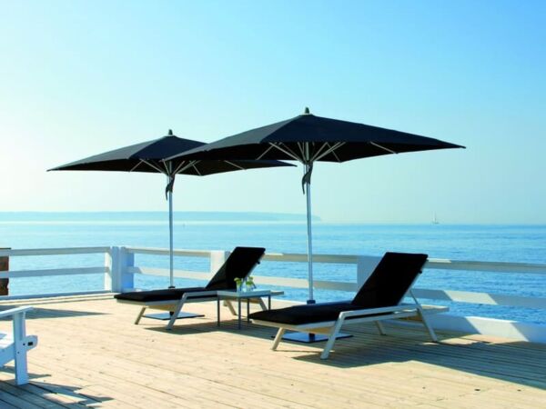 5_parasol-a-mat-central-glatz-fortino.jpg