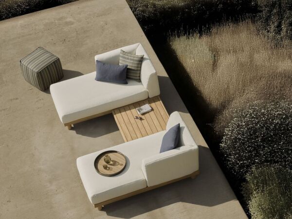 5_10415_10416_22225_Monocle_outdoor_modular_sofa_day_bed_White_20182_Zahara_outdoor_pouf_Blue_Stripe_21125_21144_21132_21145_Zahara_outdoor_cushion_Blue_30002_Core_outdoor_tray_WEB.jpg