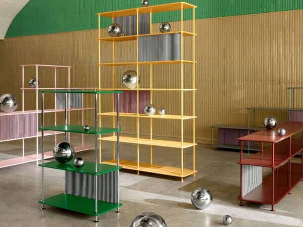 5_montana_free_shelving_family_ruby_acacia_fennel_masala_parsley_mn_panels_w.jpg