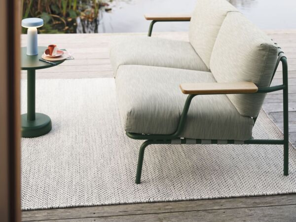 5_Linear Steel Coffee Table19.jpg