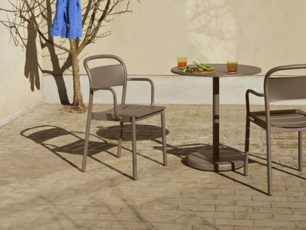 5_Linear Steel Café02.jpg