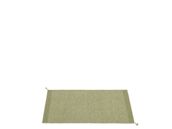 2_Ply-rug-recycled-polyester-85x140-moss-green-angle-muuto-hi-res_8.jpg