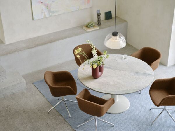 5_midst-grey-marble-grey-fiber-armchair-hearth-4-two-layer-pendant-kink-ply-recycled-light-blue-hi-res_7.jpg
